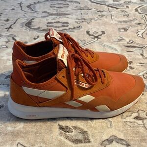 Reebok DMX foam burnt orange sneaker size 10